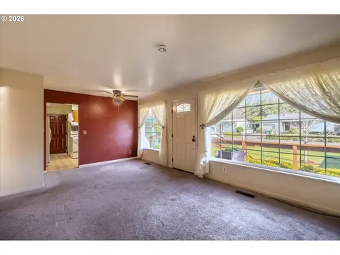2035 Juniper Avenue Coos Bay OR 97420