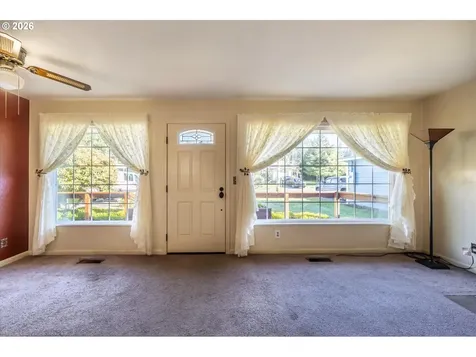 2035 Juniper Avenue Coos Bay OR 97420