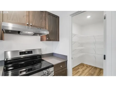 1425 Laura Vista Drive NW Albany OR 97321