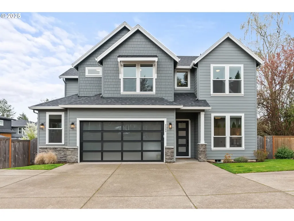8595 SW Holly Lane Portland OR 97223