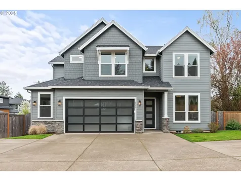 8595 SW Holly Lane Portland OR 97223