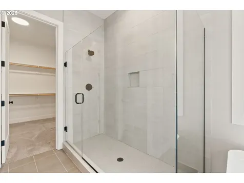 8595 SW Holly Lane Portland OR 97223