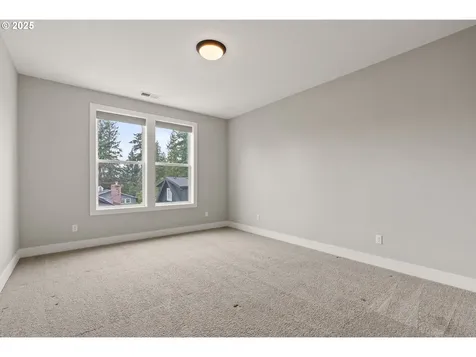 8595 SW Holly Lane Portland OR 97223