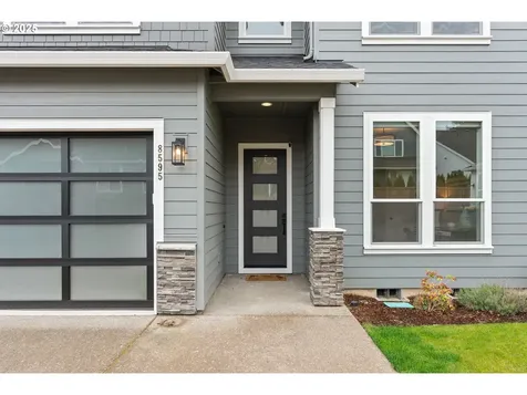 8595 SW Holly Lane Portland OR 97223
