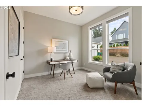 8595 SW Holly Lane Portland OR 97223