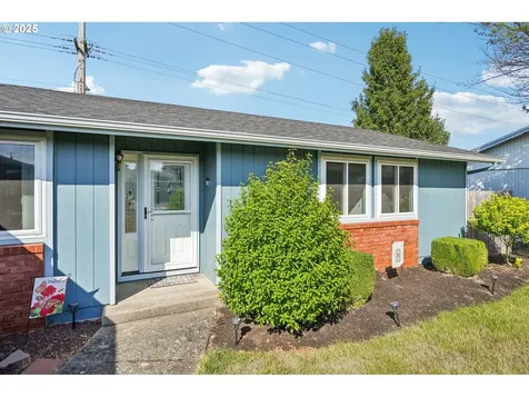 1139 Cynthia Court N Keizer OR 97303