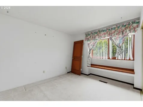 403 409 NE 156th Avenue Portland OR 97230