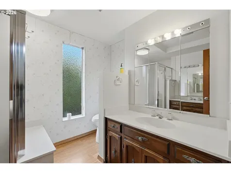 403 409 NE 156th Avenue Portland OR 97230