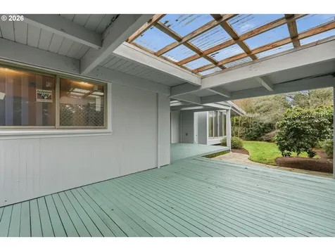 403 409 NE 156th Avenue Portland OR 97230