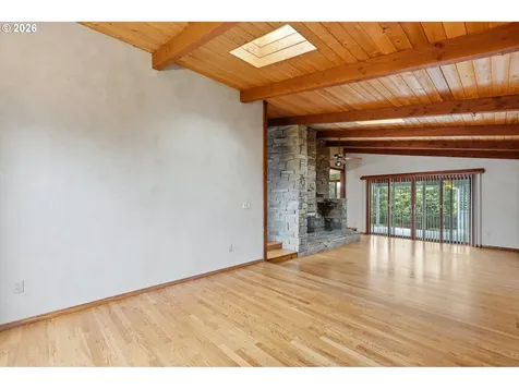 403 409 NE 156th Avenue Portland OR 97230