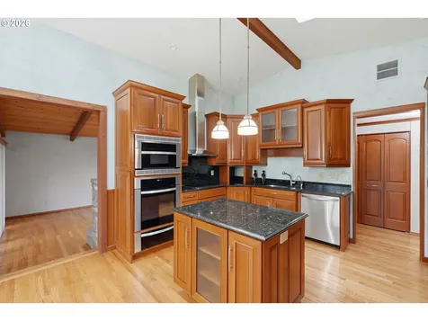 403 409 NE 156th Avenue Portland OR 97230