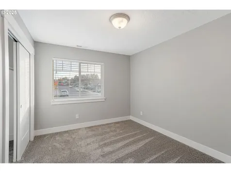 611 Jared Valley Street SE Salem OR 97306