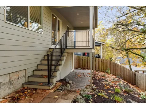 611 Jared Valley Street SE Salem OR 97306
