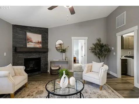 611 Jared Valley Street SE Salem OR 97306