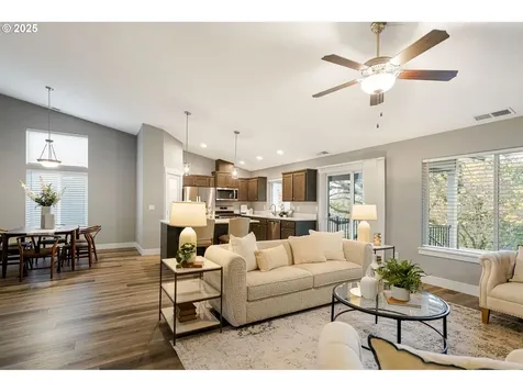 611 Jared Valley Street SE Salem OR 97306