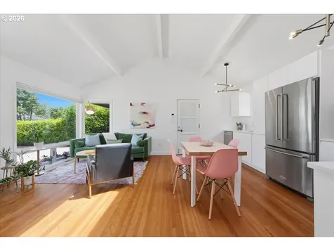 10936 NE Russell Street Portland OR 97220