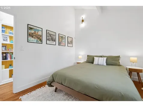 10936 NE Russell Street Portland OR 97220