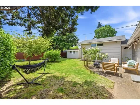 10936 NE Russell Street Portland OR 97220