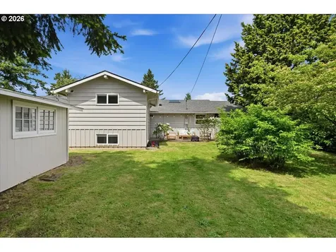 10936 NE Russell Street Portland OR 97220