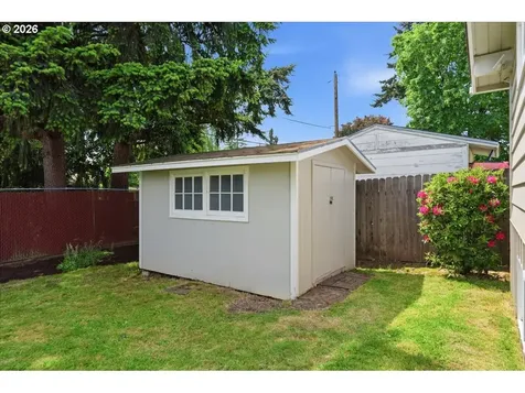 10936 NE Russell Street Portland OR 97220