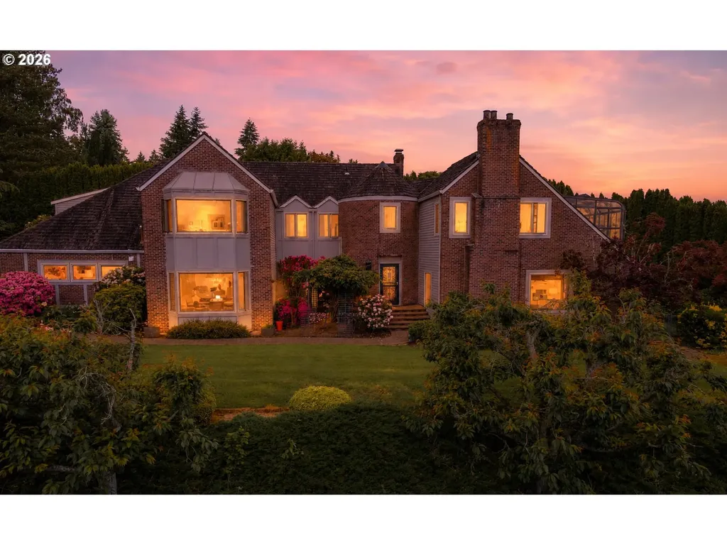 12255 SW Duchilly Court Tigard OR 97224