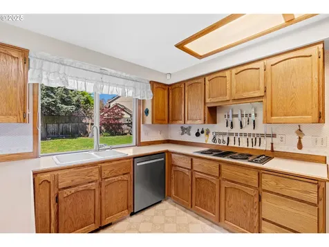 14704 SE 28th Street Vancouver WA 98683