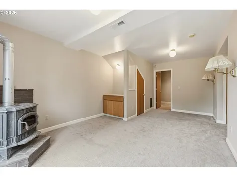 3696 Spring Street S Salem OR 97302