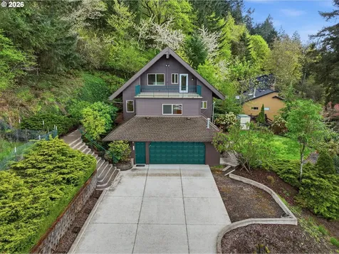 3696 Spring Street S Salem OR 97302