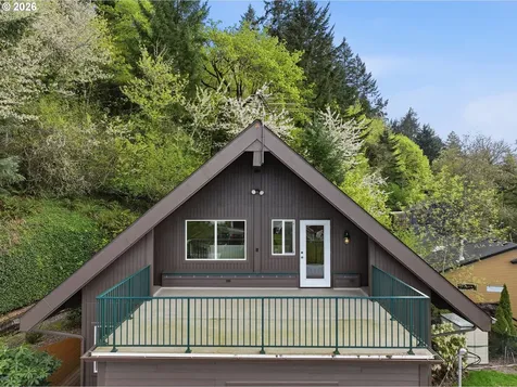 3696 Spring Street S Salem OR 97302