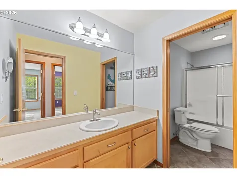 87660 Saltaire Street Florence OR 97439