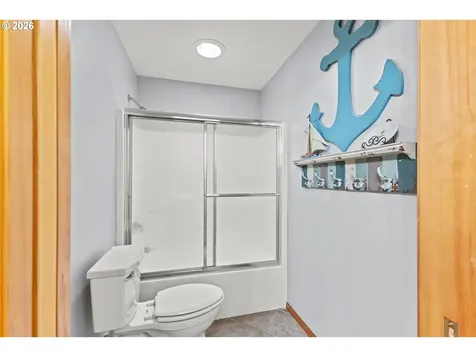 87660 Saltaire Street Florence OR 97439