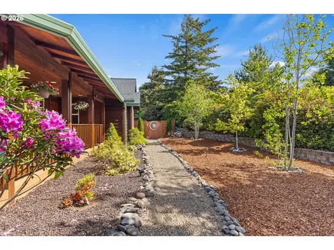 87660 Saltaire Street Florence OR 97439