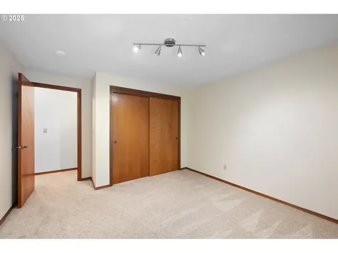 4415 Poplar Way Longview WA 98632
