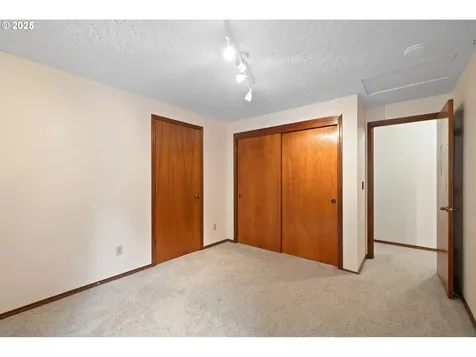 4415 Poplar Way Longview WA 98632
