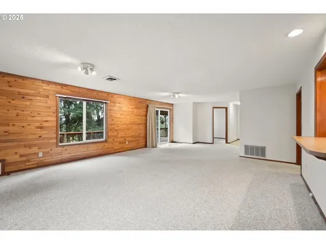 4415 Poplar Way Longview WA 98632