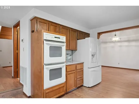 4415 Poplar Way Longview WA 98632