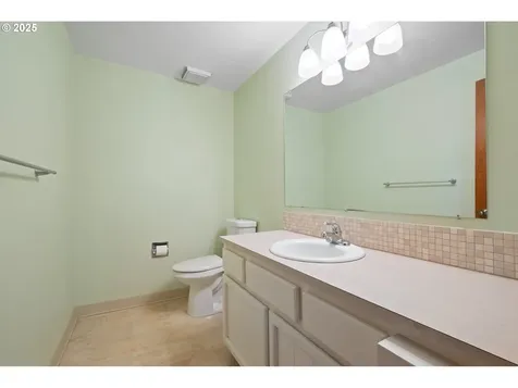 4415 Poplar Way Longview WA 98632
