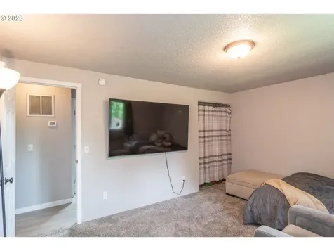 924 NE Central Street Roseburg OR 97470