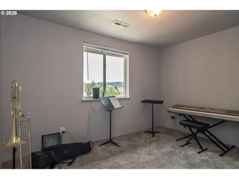 924 NE Central Street Roseburg OR 97470
