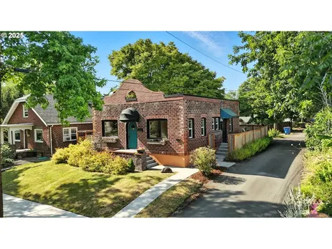 604 E 19th Street Vancouver WA 98663