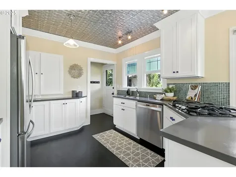 604 E 19th Street Vancouver WA 98663