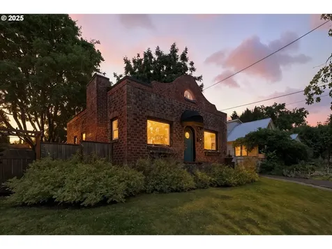 604 E 19th Street Vancouver WA 98663