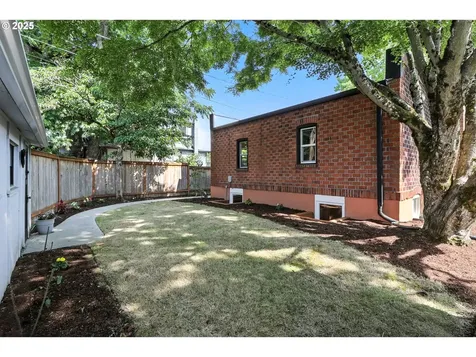 604 E 19th Street Vancouver WA 98663