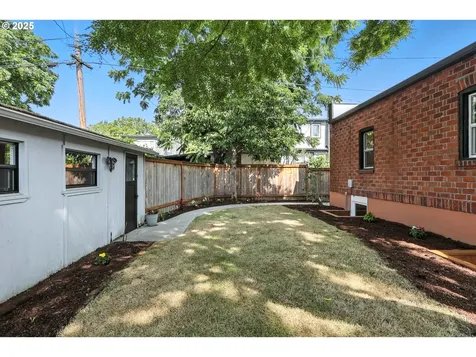 604 E 19th Street Vancouver WA 98663