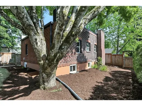 604 E 19th Street Vancouver WA 98663