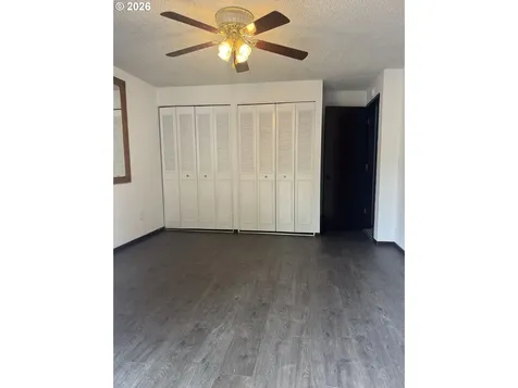 1376 D Street Coos Bay OR 97420