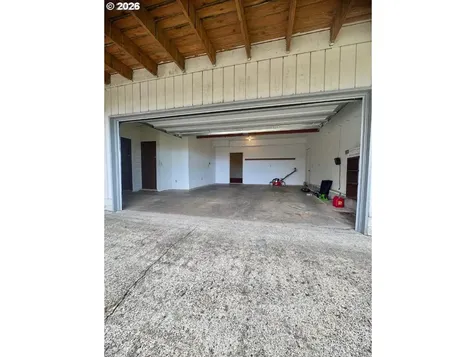 1376 D Street Coos Bay OR 97420