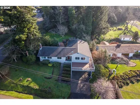 1376 D Street Coos Bay OR 97420