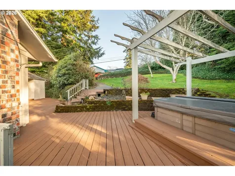 1376 D Street Coos Bay OR 97420