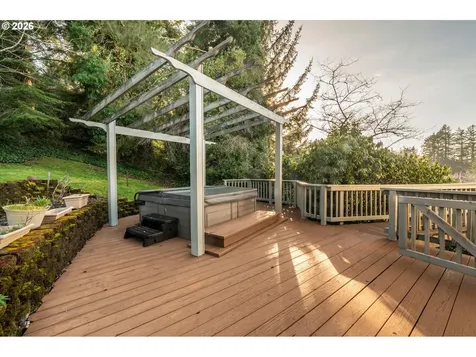 1376 D Street Coos Bay OR 97420